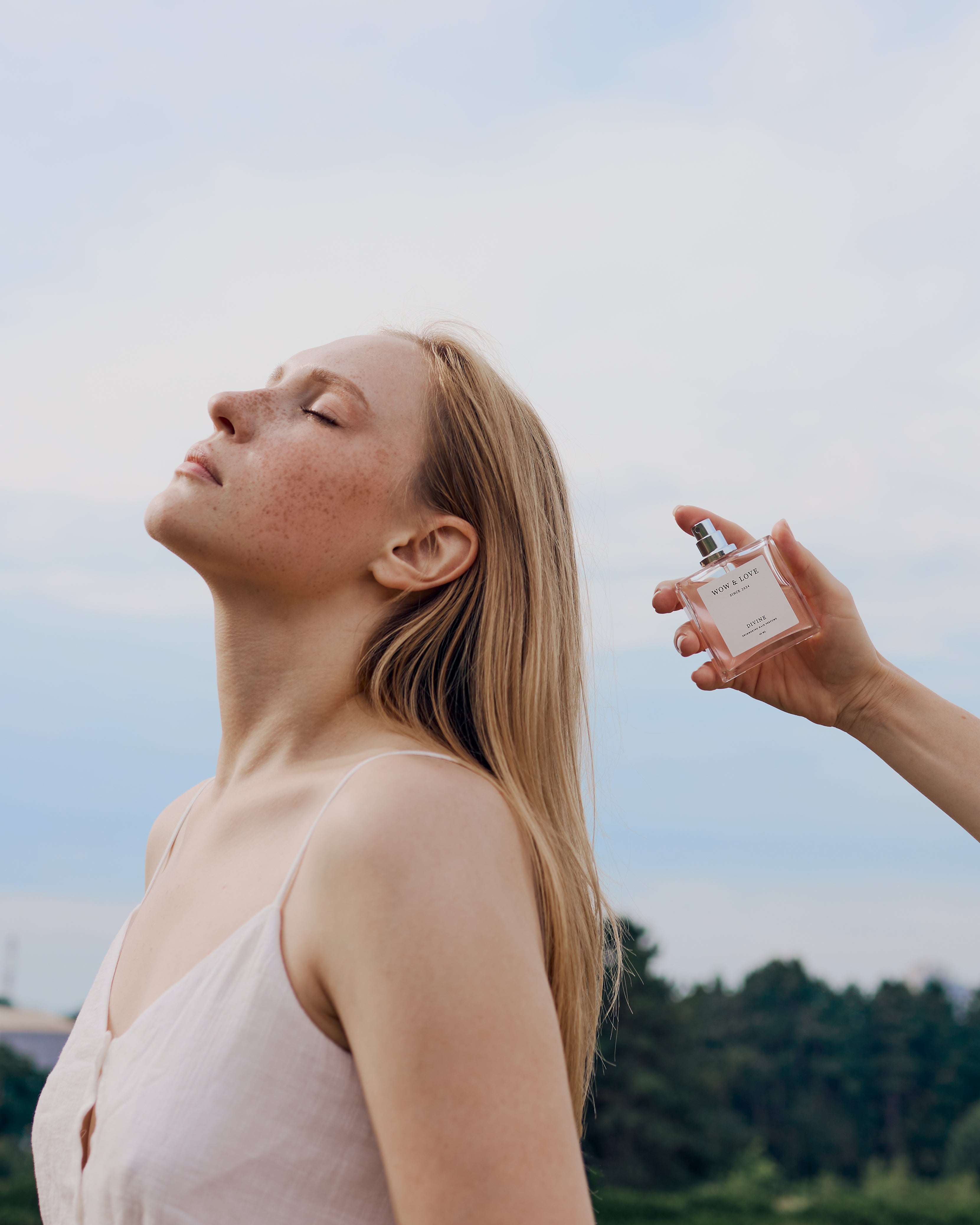 Парфум-догляд для волосся з шимером Wow&Love Divine