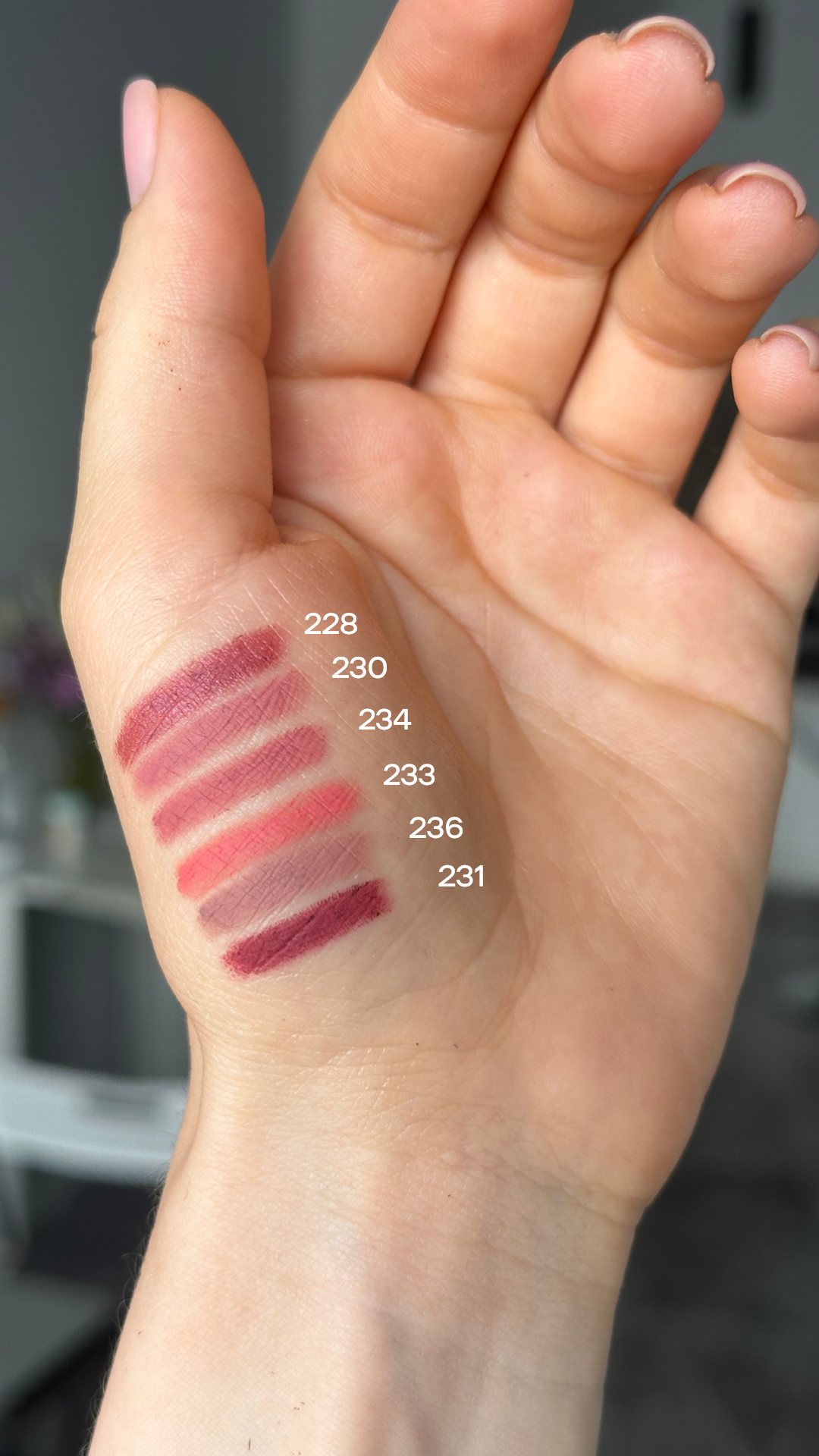 Водостійкий олівець-татуаж для губ Impala Waterproof Lipliner
