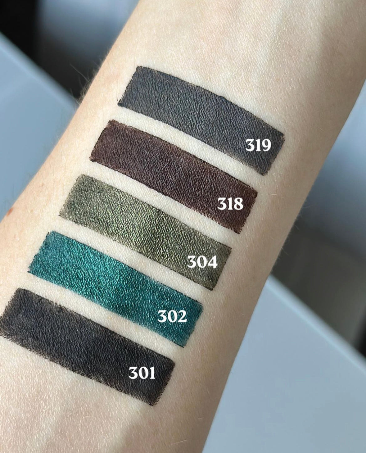 Водостійкий олівець для очей Impala Waterproof Eyeliner