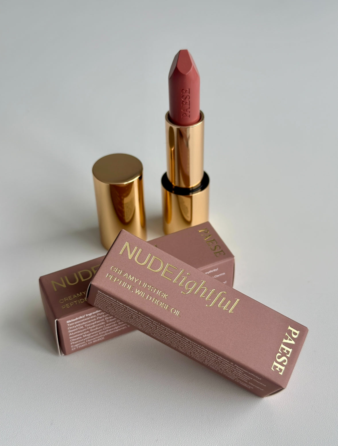Зволожуюча помада для губ Paese NUDElightful
