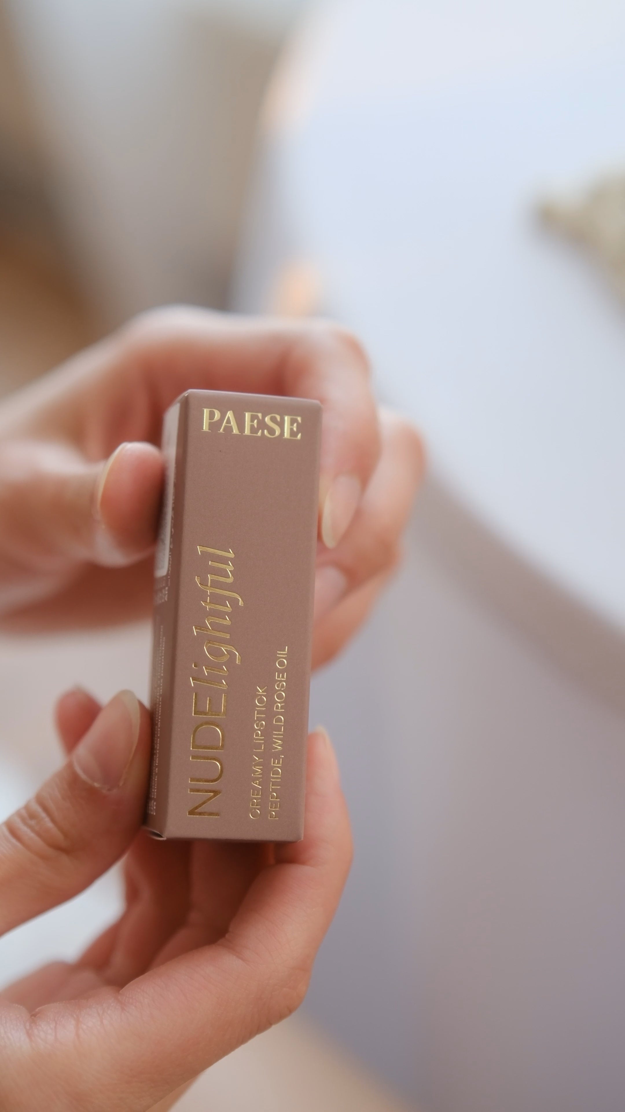 Зволожуюча помада для губ Paese NUDElightful