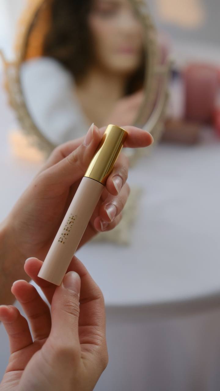 Туш з кондиціонером для зміцнення і росту вій Paese Eyegasm