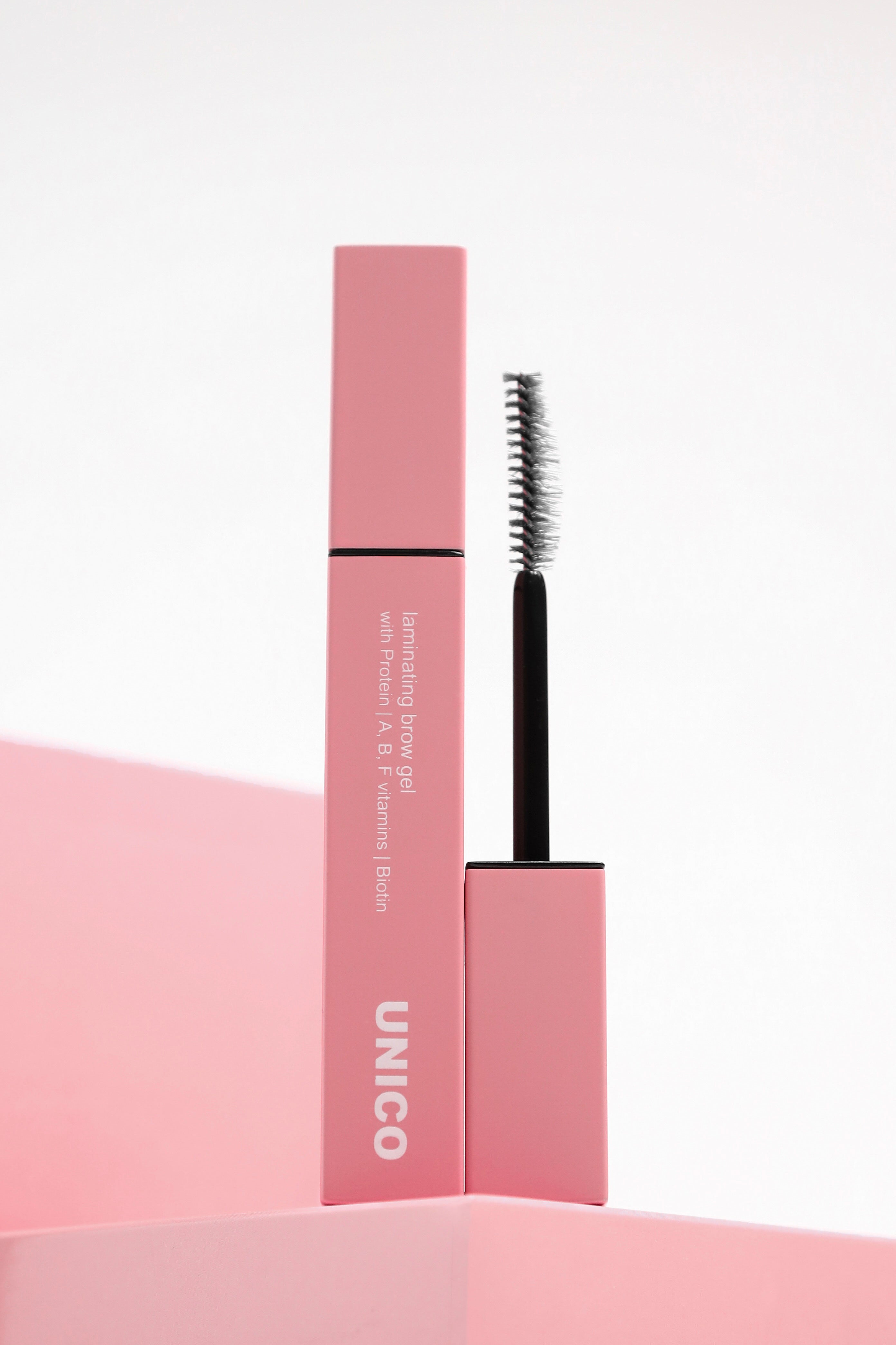 Стійкий прозорий гель-скульптор для брів Unico Sculpt & Care Brow Gel