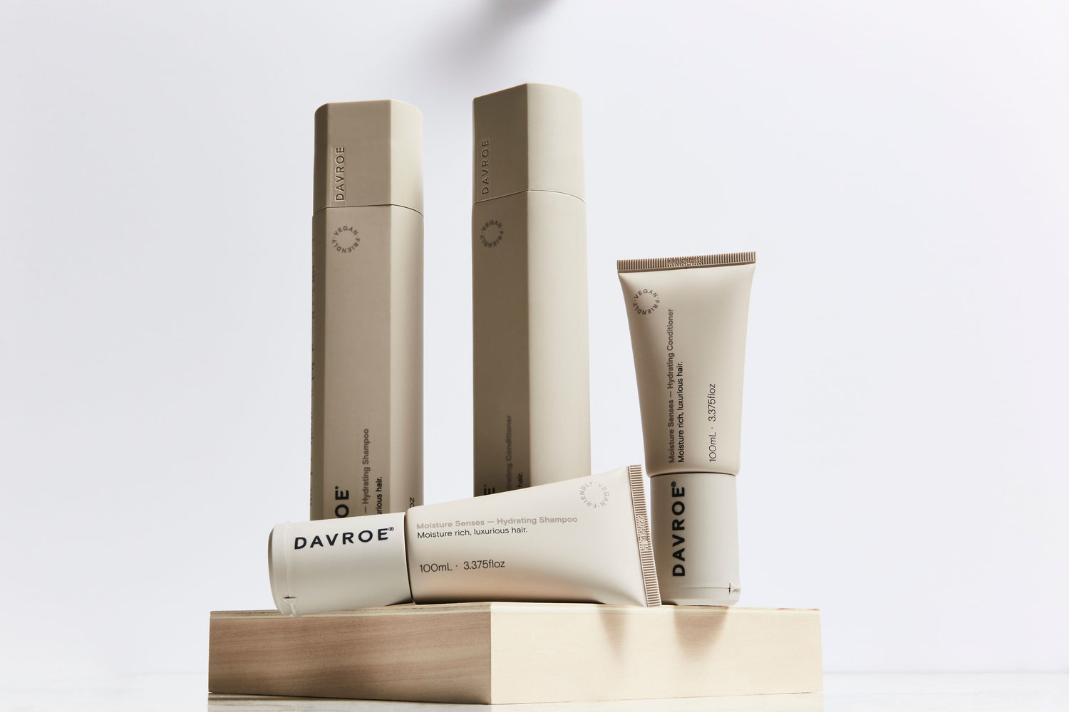 Зволожуючий кондиціонер для волосся MOISTURE SENSES HYDRATING CONDITIONER