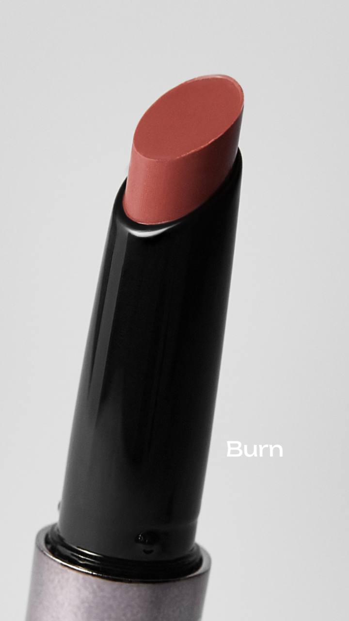 Танучий бальзам для губ Dott Melt Lip Balm