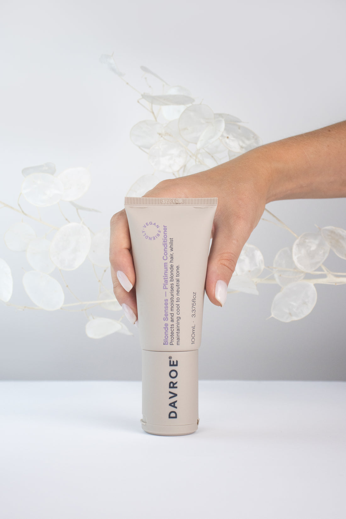Тонуючий кондиціонер для світлого волосся BLONDE SENSES PLATINUM CONDITIONER