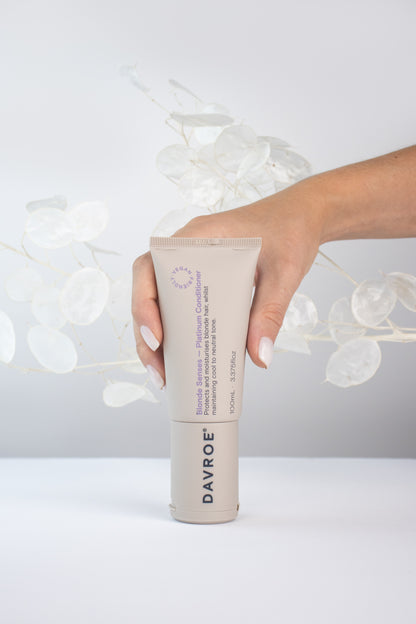 Тонуючий кондиціонер для світлого волосся BLONDE SENSES PLATINUM CONDITIONER
