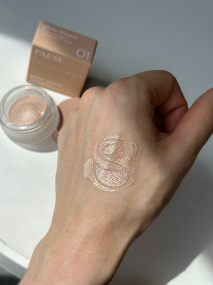 Кремовий хайлайтер Paese Glow Kissed