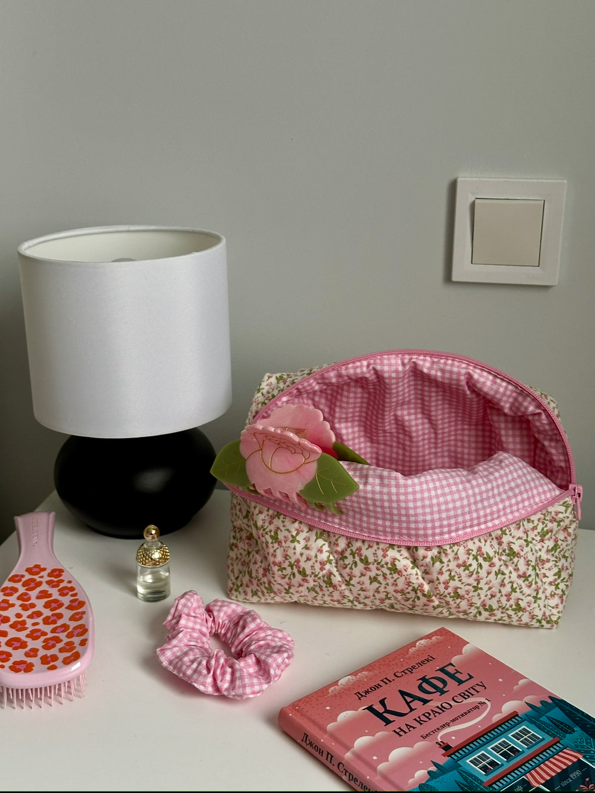 Косметичка з дрібним квітковим принтом Kvituchi