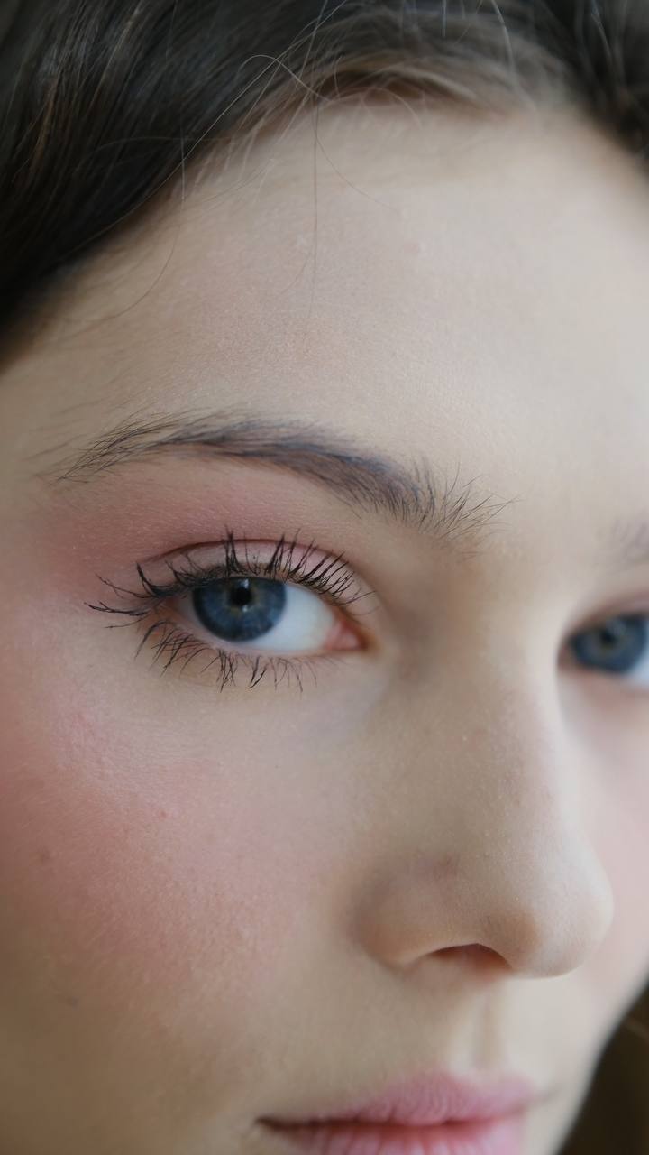 Туш з кондиціонером для зміцнення і росту вій Paese Eyegasm