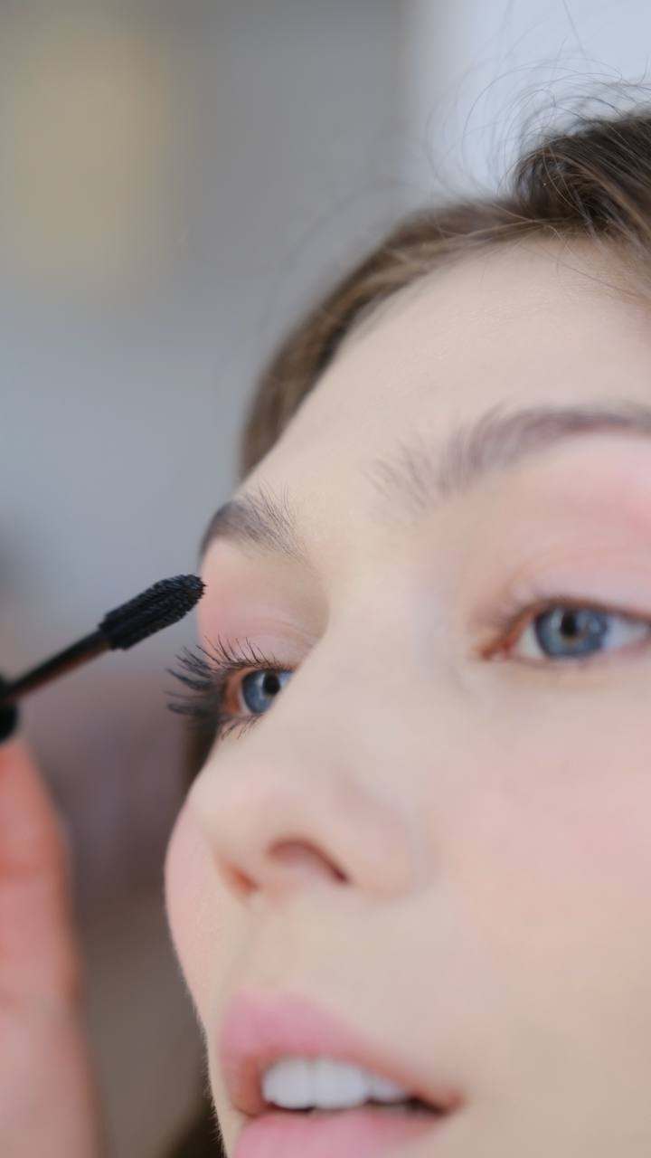 Туш з кондиціонером для зміцнення і росту вій Paese Eyegasm